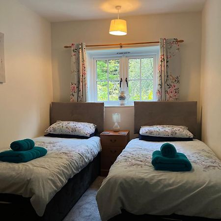 Forestry Cottage. Hot Tub, Open Fire, Dog Friendly Gaywood 외부 사진